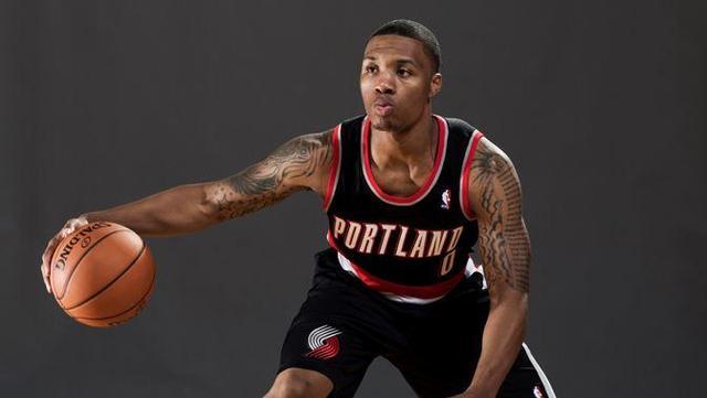 时刻敢于承 时刻敢于承