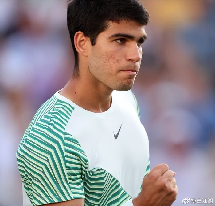 产生深远的 产生深远的