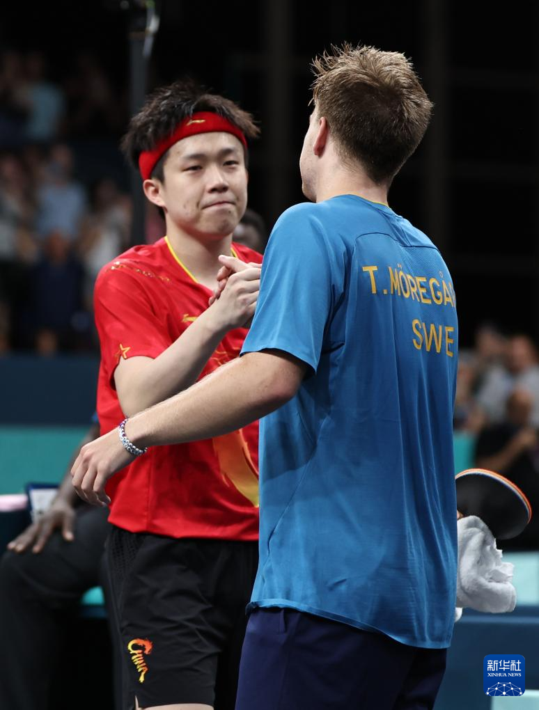 展现了他成 展现了他成