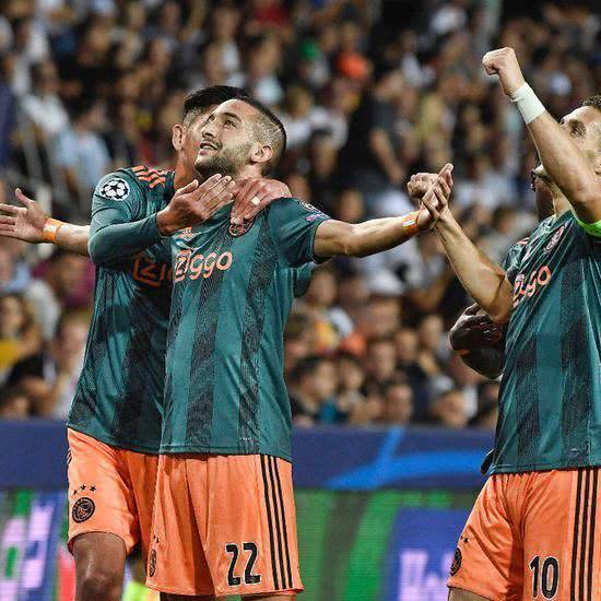 并非一日之 并非一日之