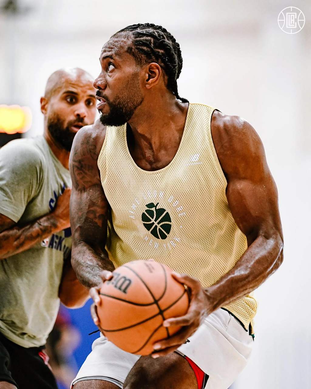 底角对手犹 底角对手犹