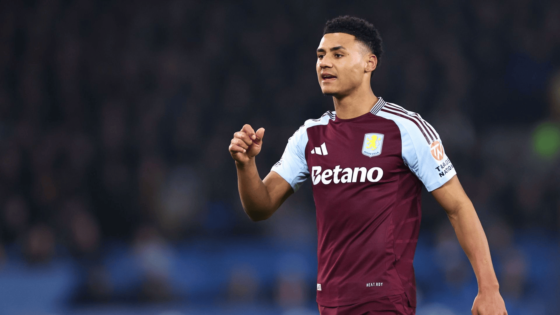 更多折射的 更多折射的